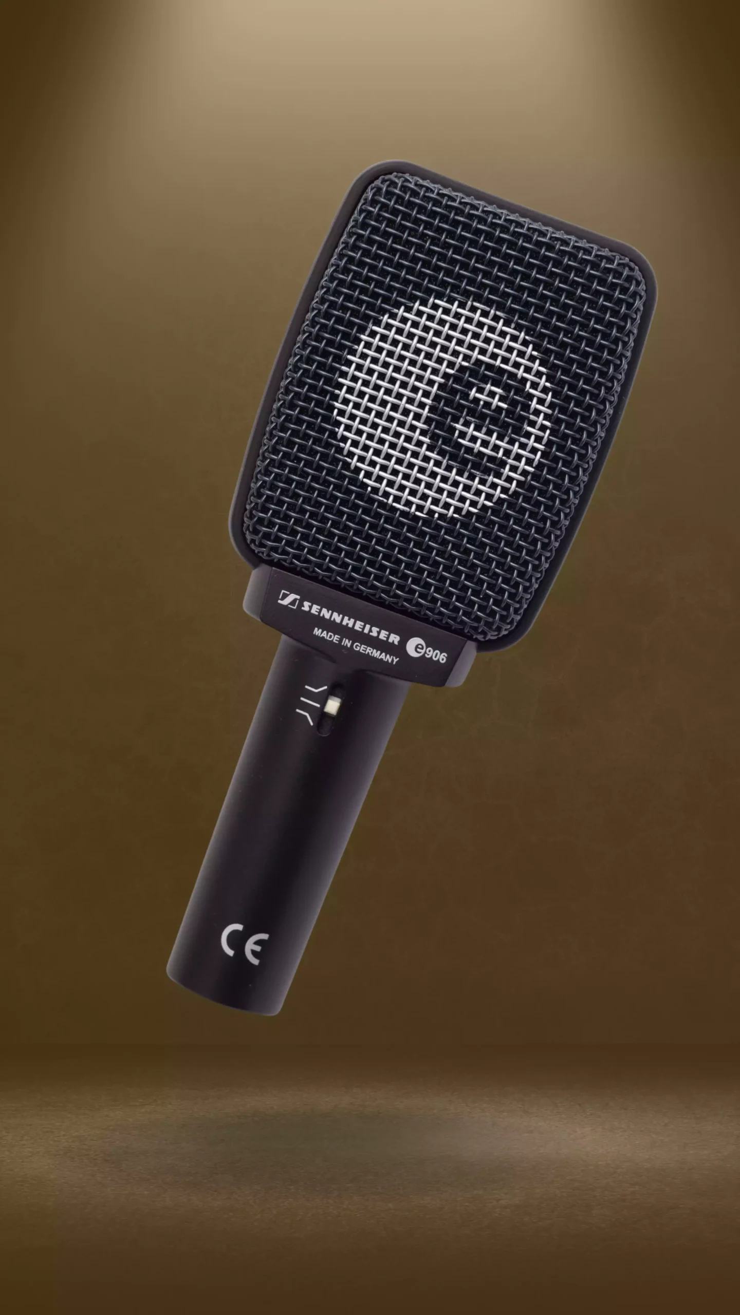 Sennheiser E906